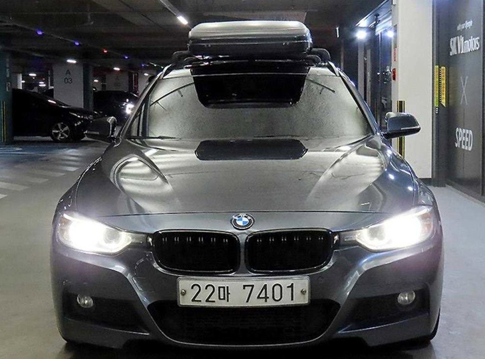 BMW 3시리즈 320d 투어링 사진 2