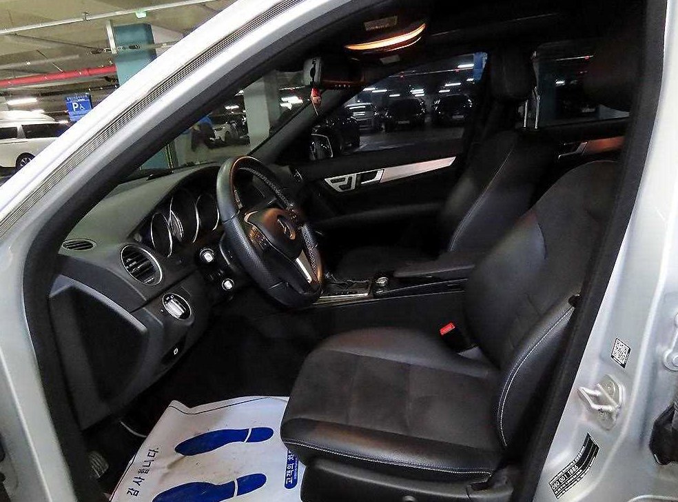 벤츠 C 클래스 C220 CDI 4MATIC 에디션 C 사진 6