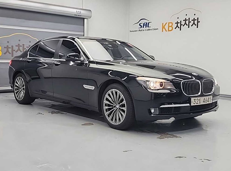 BMW 7시리즈 750 사진 4