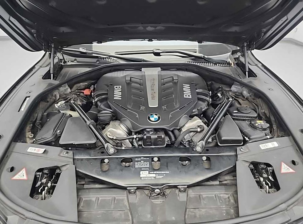 BMW 7시리즈 750 사진 5
