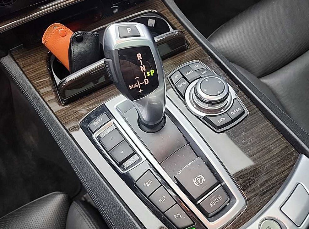 BMW 7시리즈 750 사진 8