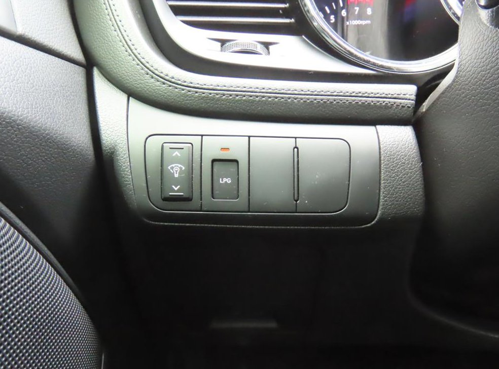 기아 K5 LPI 2.0 사진 15