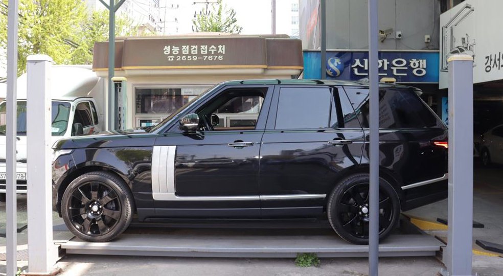 랜드로버 레인지로버 4.4 SDV8 AB 디젤 사진 4