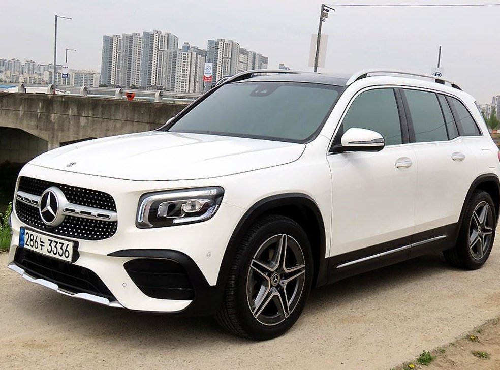 벤츠 GLB 클래스 GLB 250 4MATIC 사진 2