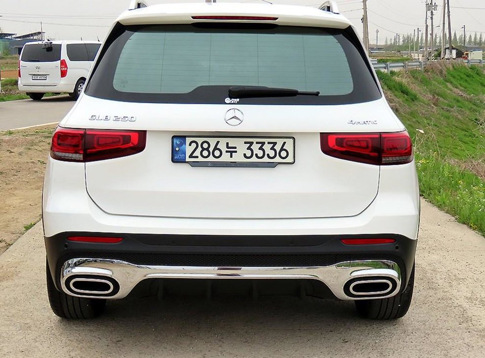 벤츠 GLB 클래스 GLB 250 4MATIC 사진 4