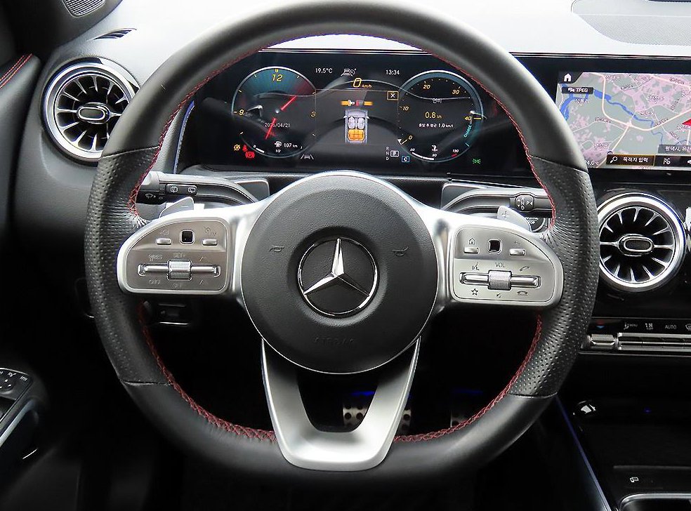 벤츠 GLB 클래스 GLB 250 4MATIC 사진 7