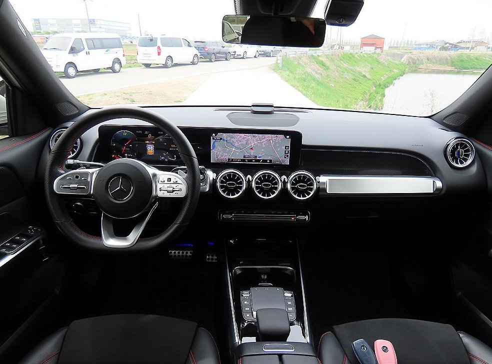 벤츠 GLB 클래스 GLB 250 4MATIC 사진 9