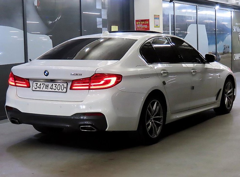 BMW 5시리즈 530i M 스포츠 사진 4