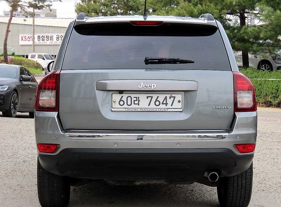 지프 컴패스 2.4 리미티드 사진 4