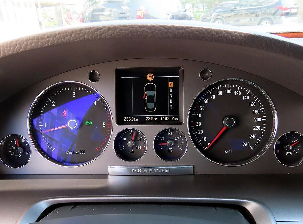 폭스바겐 페이튼 V6 3.0 TDI 사진 9