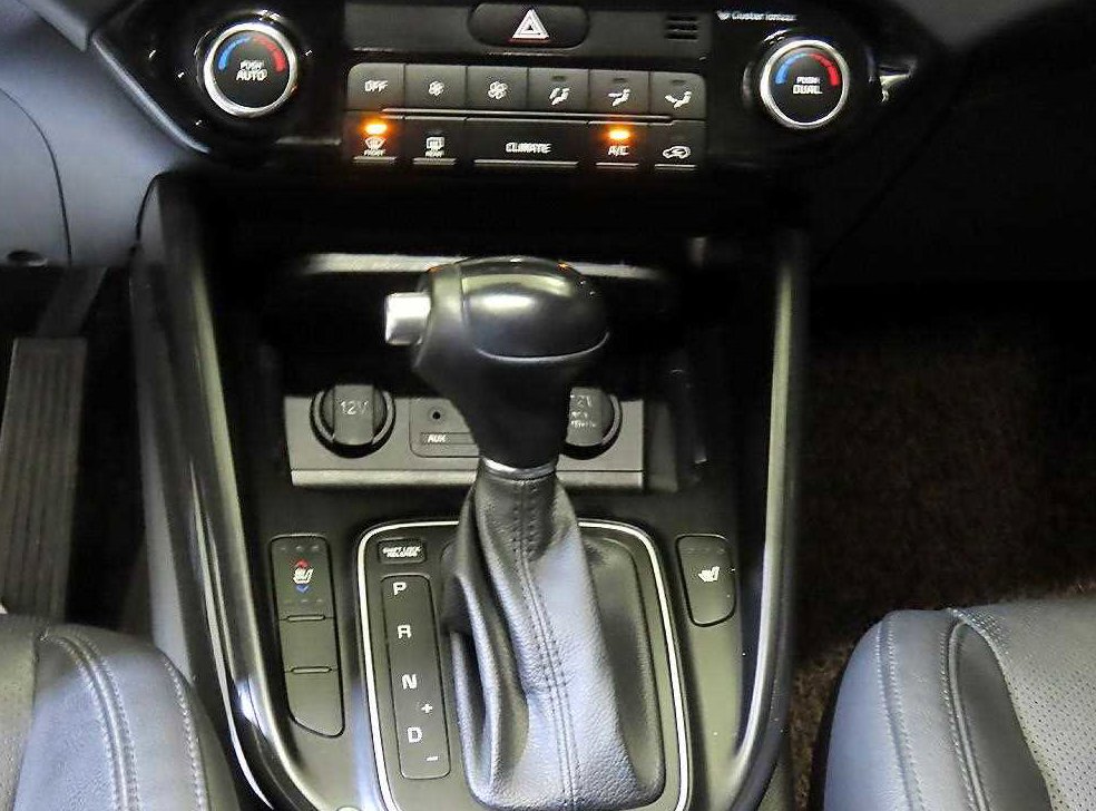 기아 카렌스 1.7 VGT 노블레스 사진 12