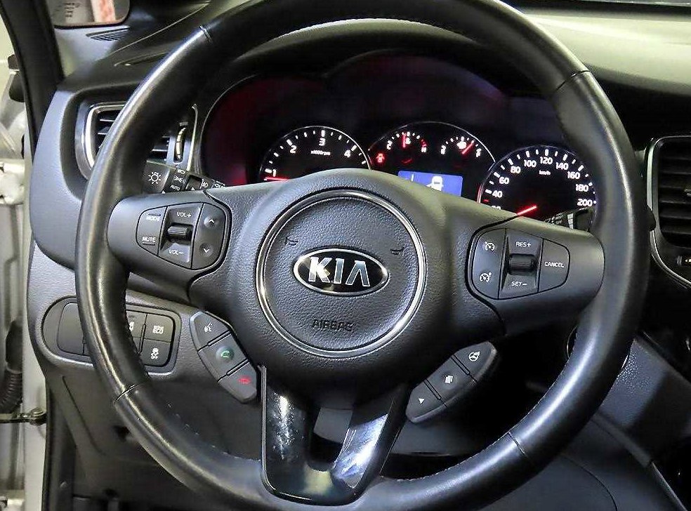 기아 카렌스 1.7 VGT 노블레스 사진 8