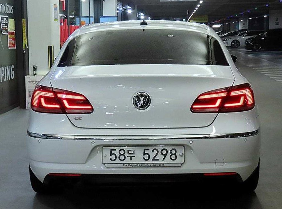 폭스바겐 CC 2.0 TSI 사진 5