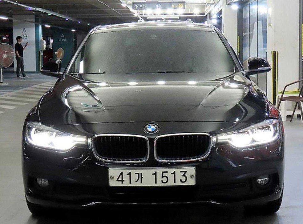 BMW 3시리즈 320d 사진 2