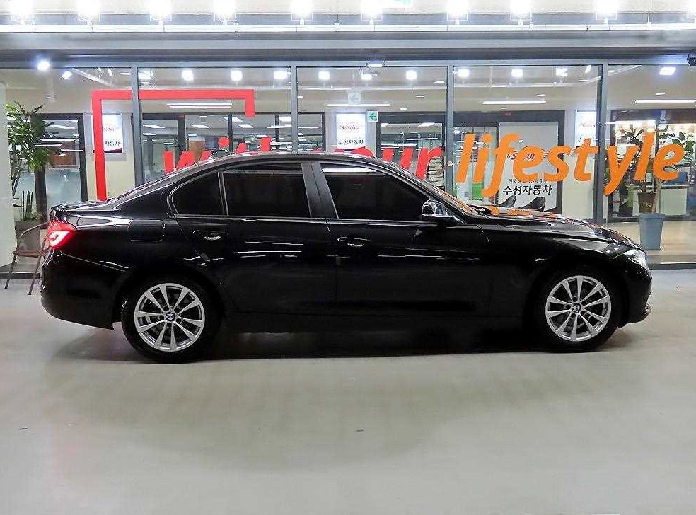 BMW 3시리즈 320d 사진 3
