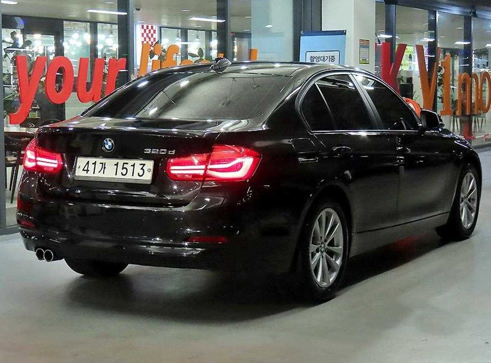 BMW 3시리즈 320d 사진 4