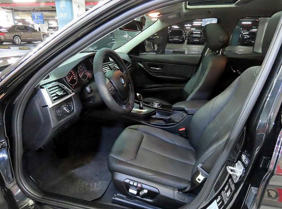 BMW 3시리즈 320d 사진 6