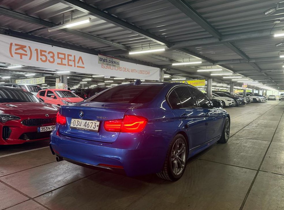 BMW 3시리즈 320i M 스포츠 사진 4