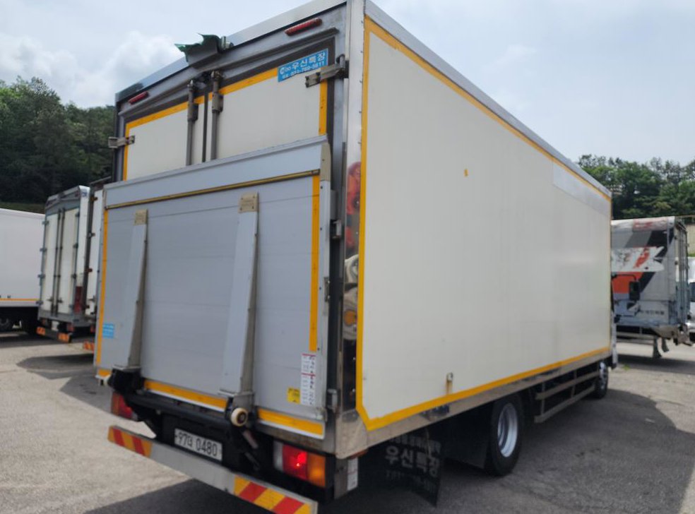 중대형화물 탑차/윙바디 3.5톤 사진 2