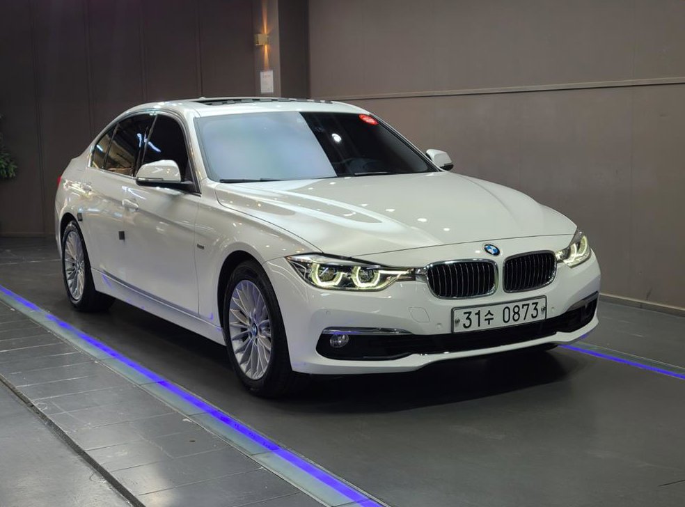 BMW 3시리즈 320i 럭셔리