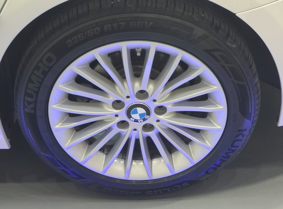 BMW 3시리즈 320i 럭셔리 사진 7