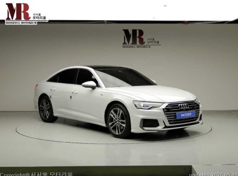 아우디 A6 45 TFSI 콰트로 프리미엄 사진 2