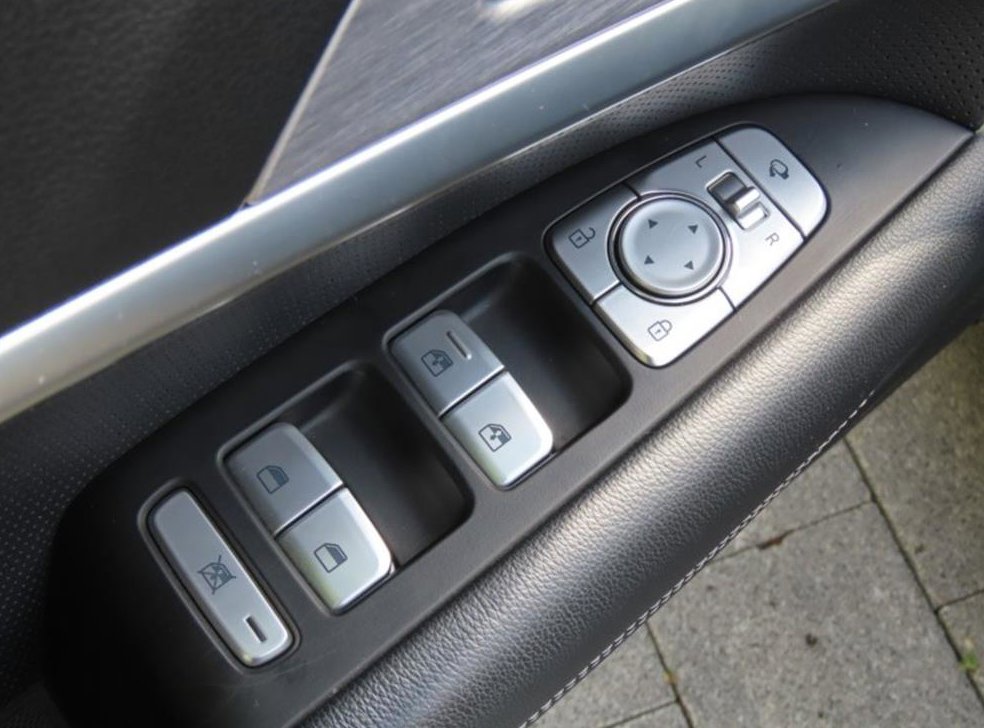 제네시스 G70 2.0T AWD 사진 12