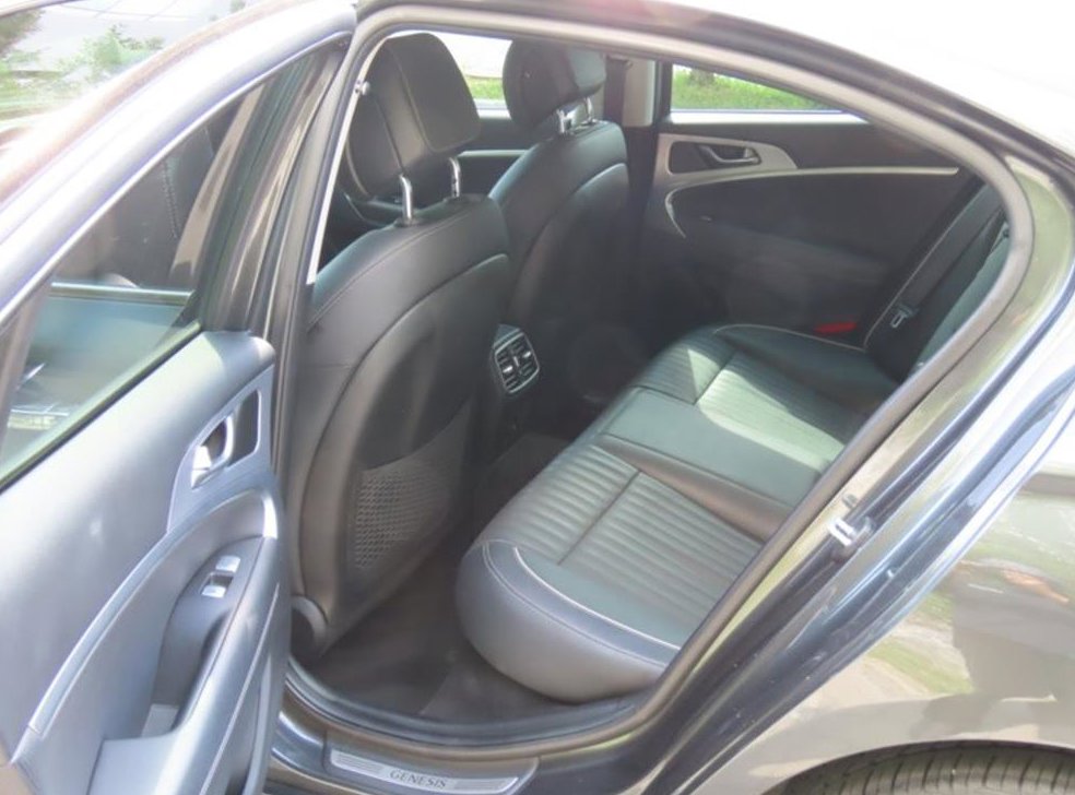 제네시스 G70 2.0T AWD 사진 14