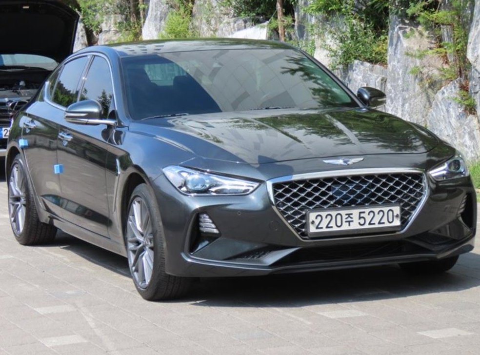 제네시스 G70 2.0T AWD 사진 2
