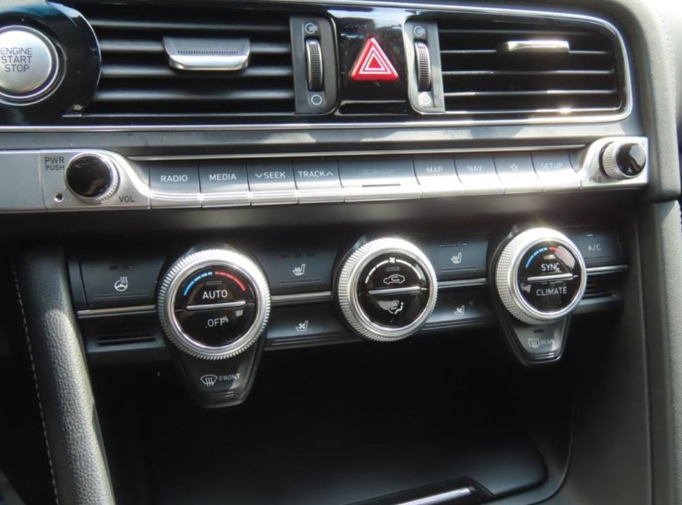 제네시스 G70 2.0T AWD 사진 7