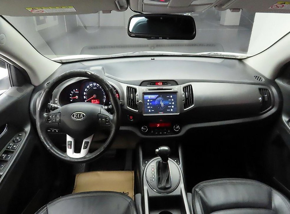 기아 스포티지 2WD TLX 사진 8