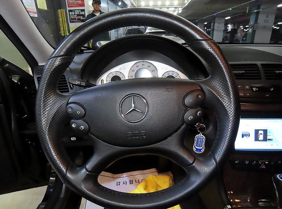 벤츠 E 클래스 E350 사진 8
