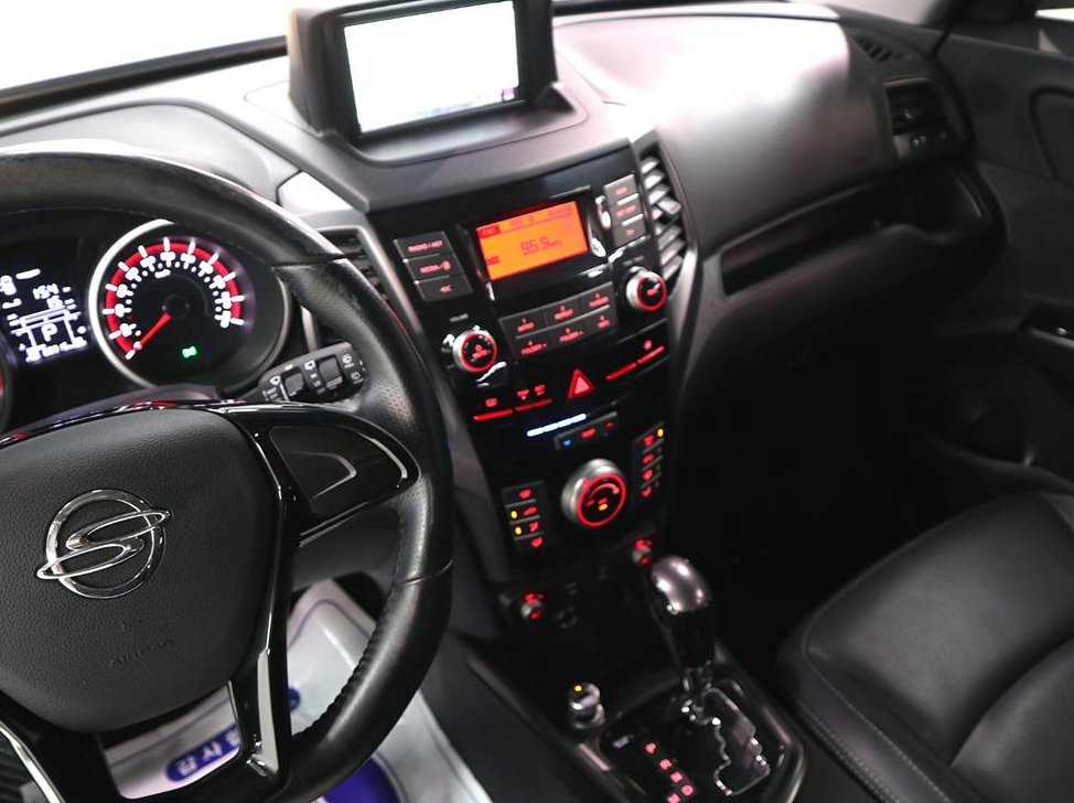 KG모빌리티(쌍용)  티볼리 가솔린 2WD 1.6 VX 사진 10