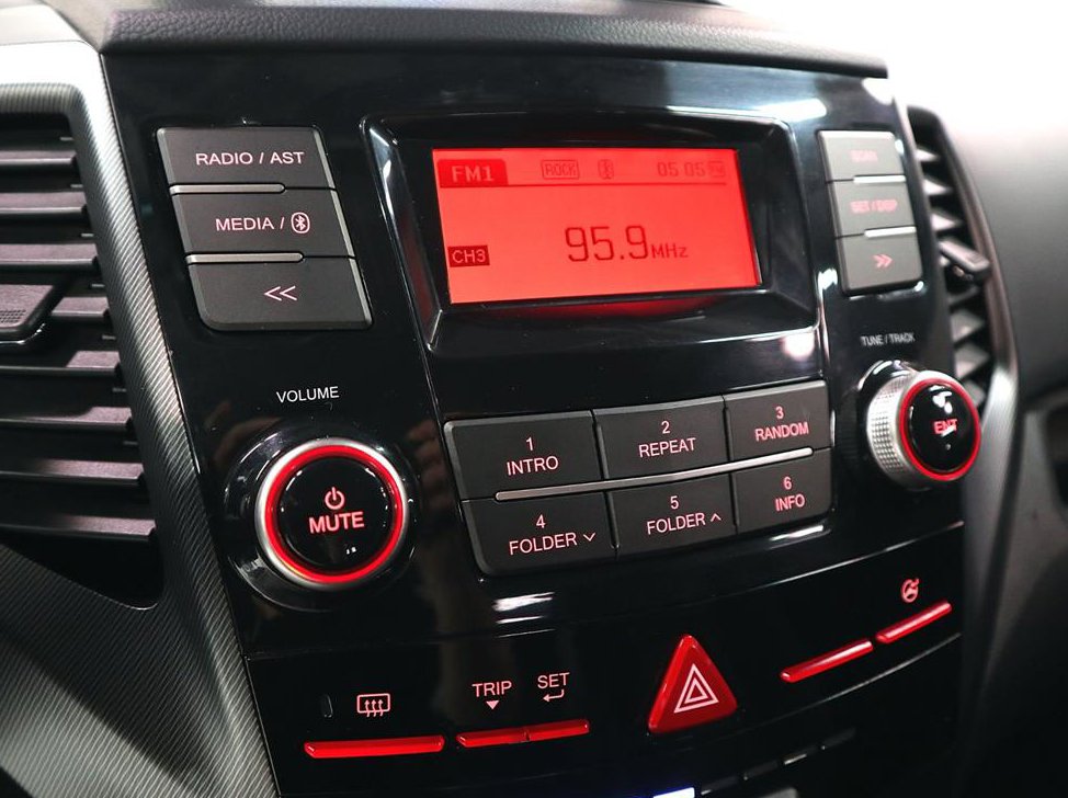 KG모빌리티(쌍용)  티볼리 가솔린 2WD 1.6 VX 사진 12