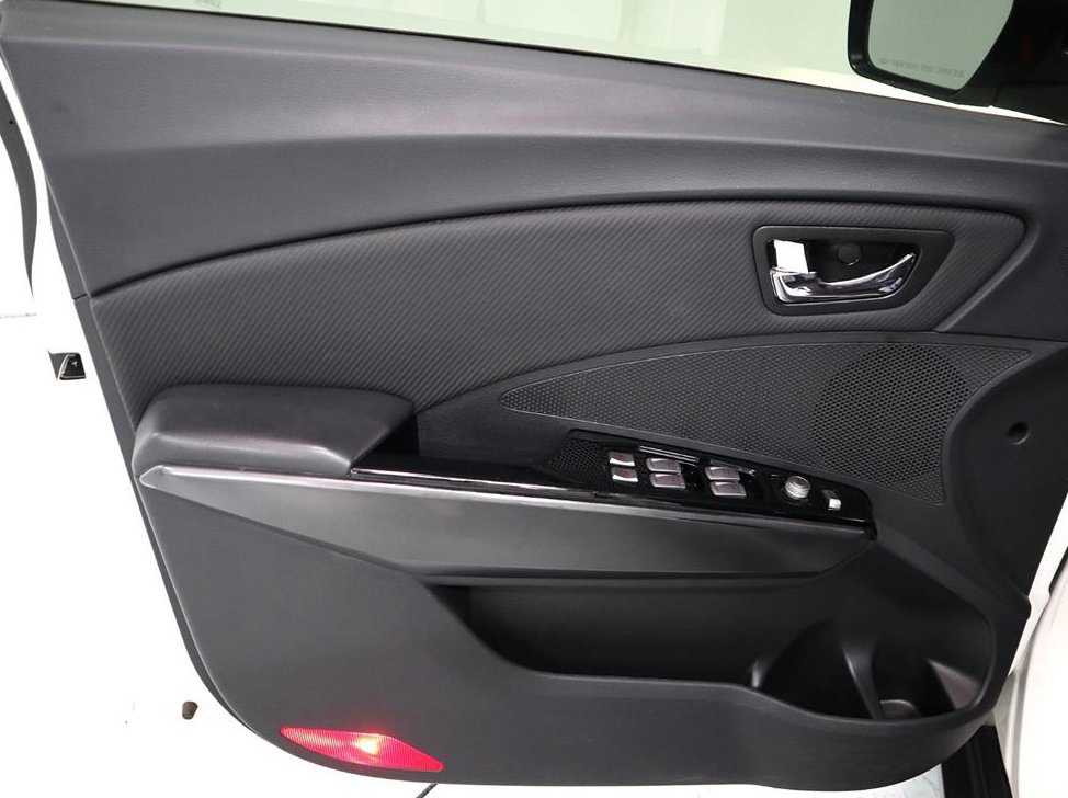 KG모빌리티(쌍용)  티볼리 가솔린 2WD 1.6 VX 사진 16