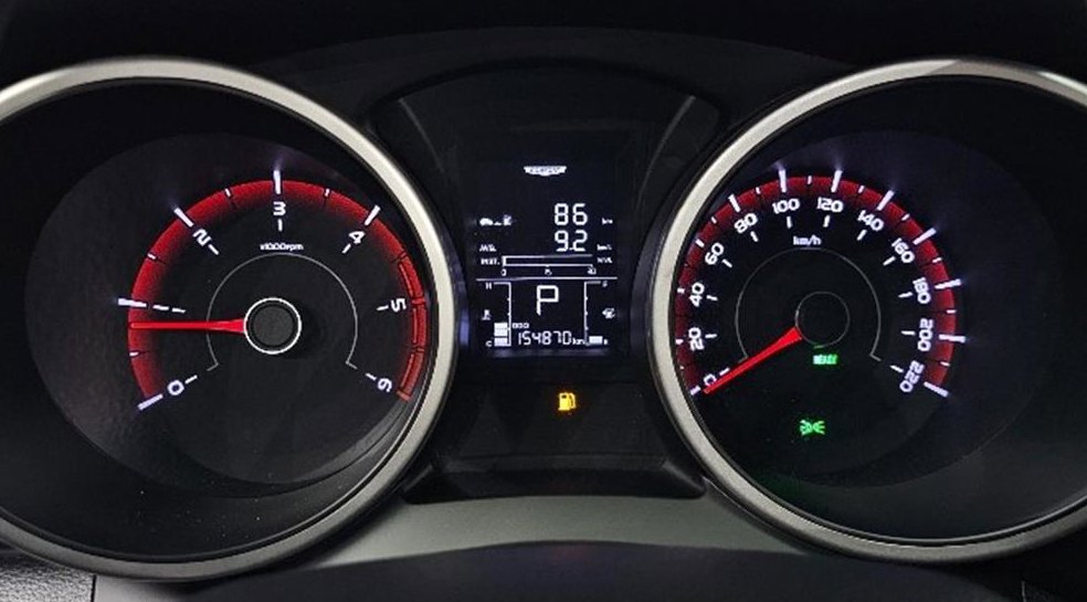KG모빌리티(쌍용)  티볼리 디젤 2WD 1.6 VX 사진 10