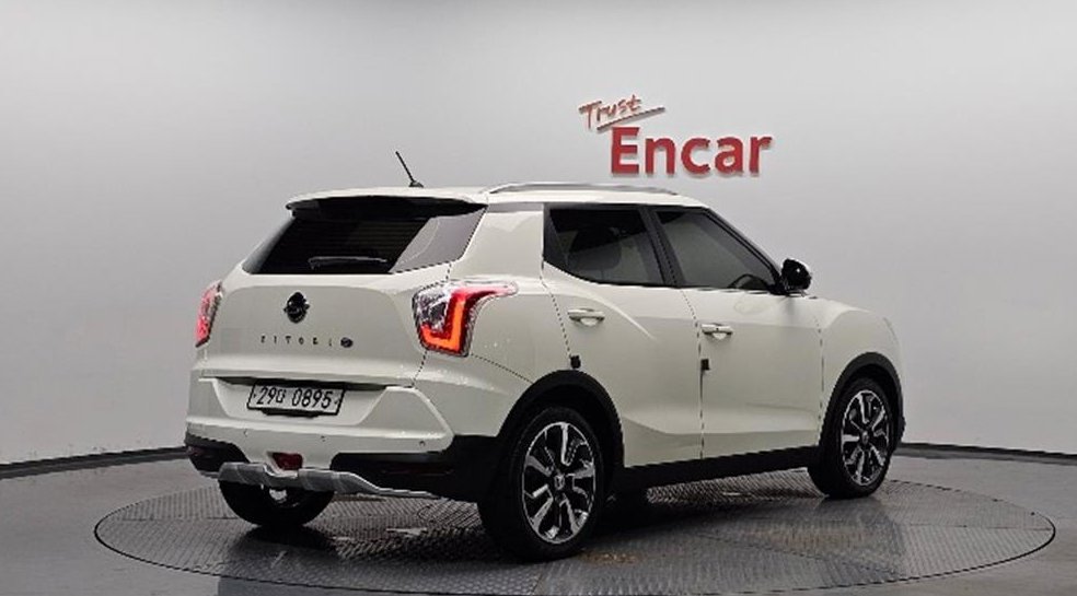 KG모빌리티(쌍용)  티볼리 디젤 2WD 1.6 VX 사진 2