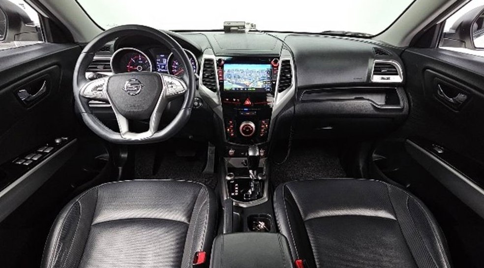 KG모빌리티(쌍용)  티볼리 디젤 2WD 1.6 VX 사진 9