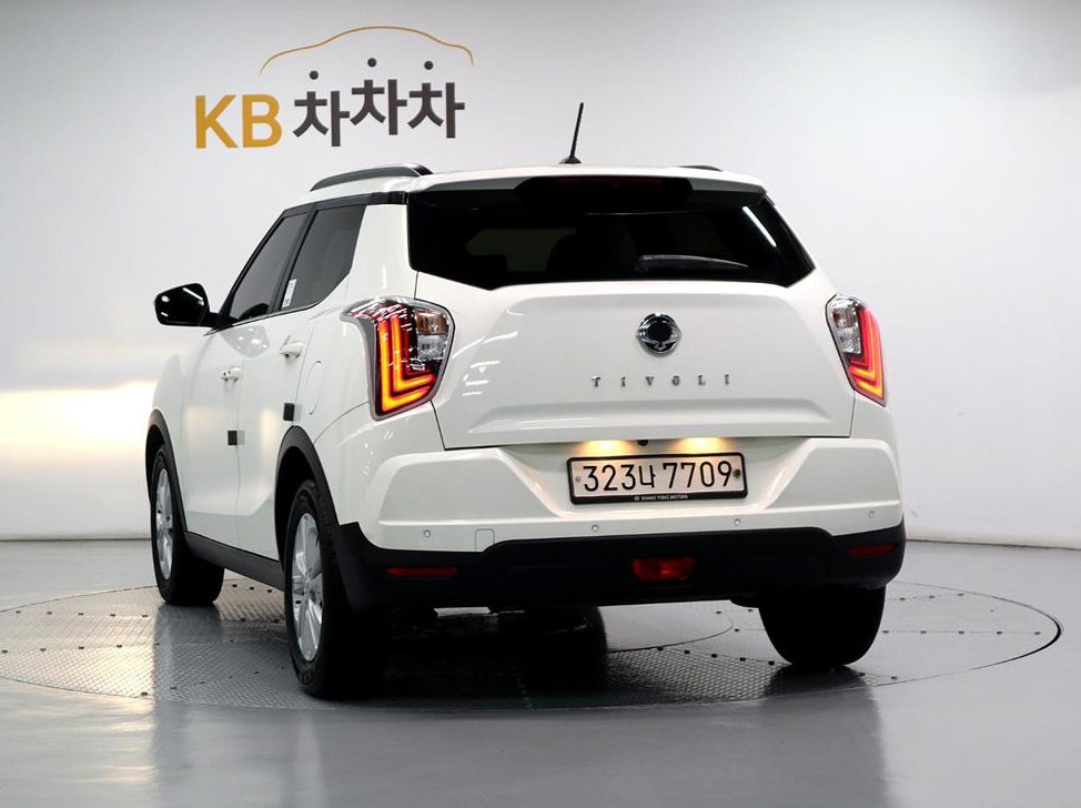 KG모빌리티(쌍용)  티볼리 2WD 가솔린 1.5 사진 4