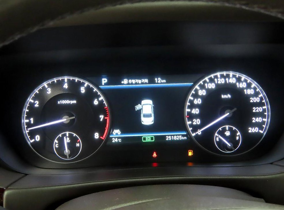 제네시스 EQ900 5.0 GDI AWD 사진 6