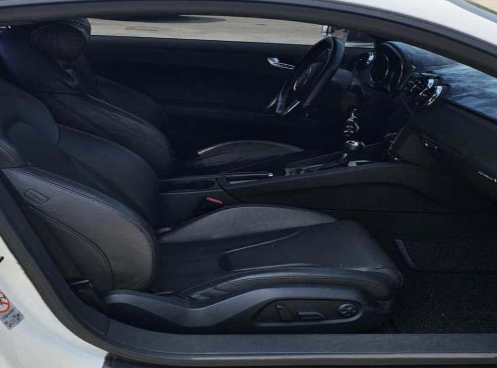 아우디 TT 2.0 TFSI 쿠페 콰트로 사진 5