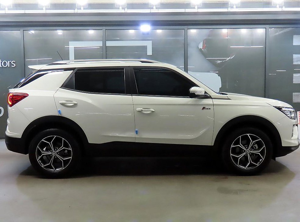 KG모빌리티(쌍용)  코란도 2WD 가솔린 1.5 C5 사진 3
