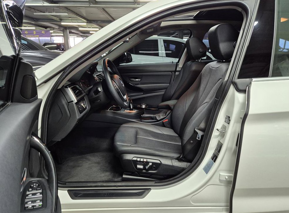 BMW 그란투리스모 GT 320D 사진 13