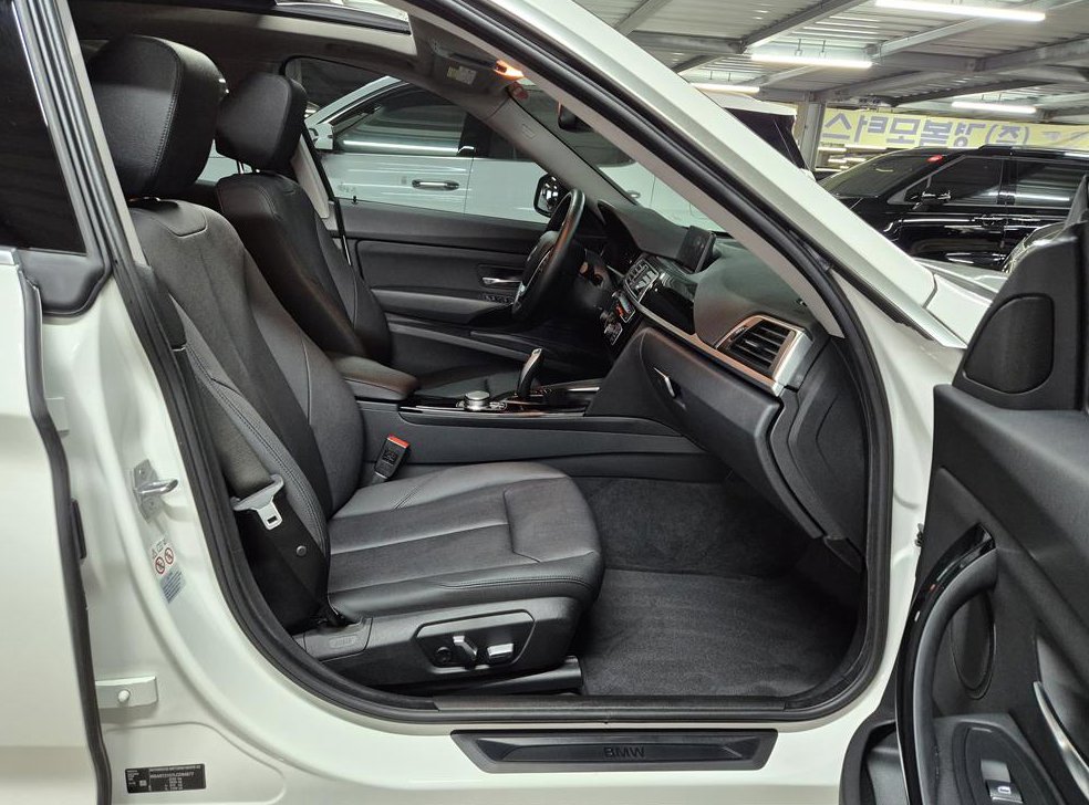 BMW 그란투리스모 GT 320D 사진 8
