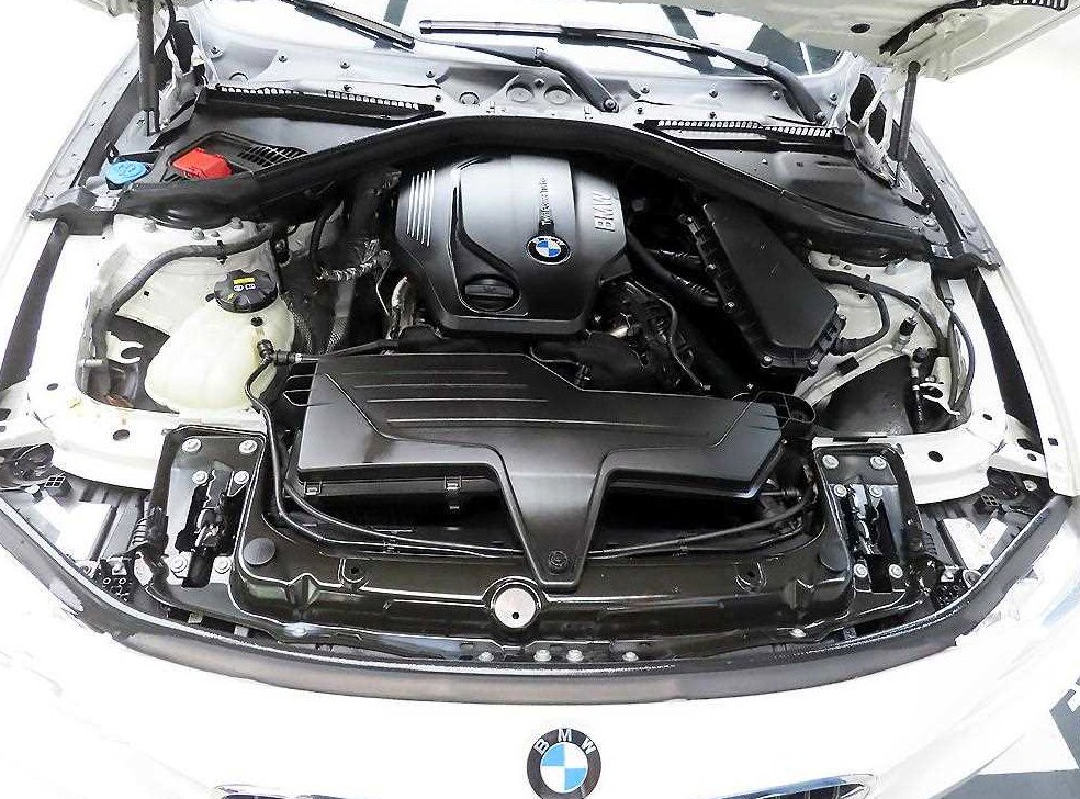 BMW 3시리즈 320d 사진 19