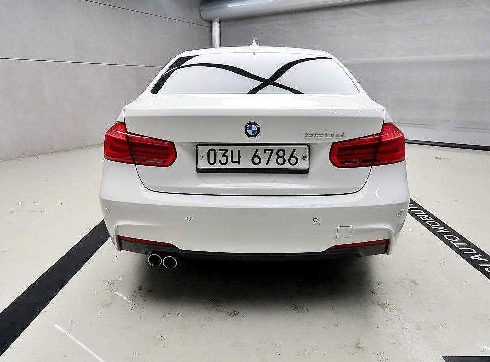 BMW 3시리즈 320d 사진 3
