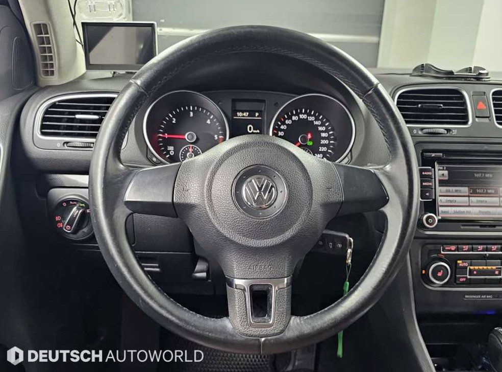 폭스바겐 골프 2.0 TDI 사진 13