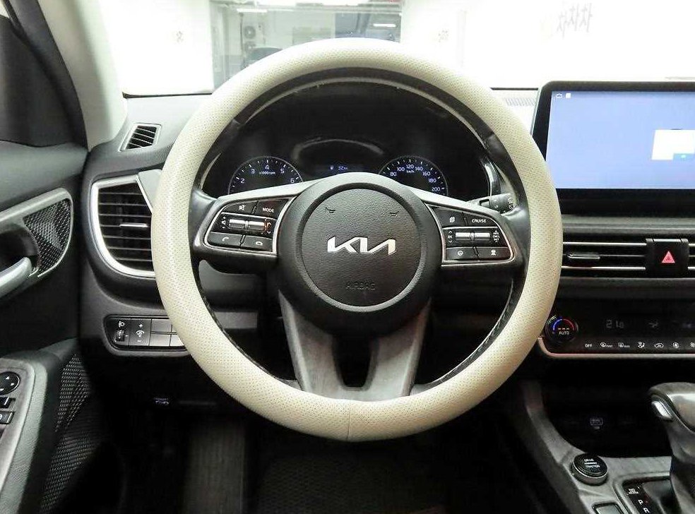 기아 셀토스 가솔린 1.6 터보 2WD 사진 8