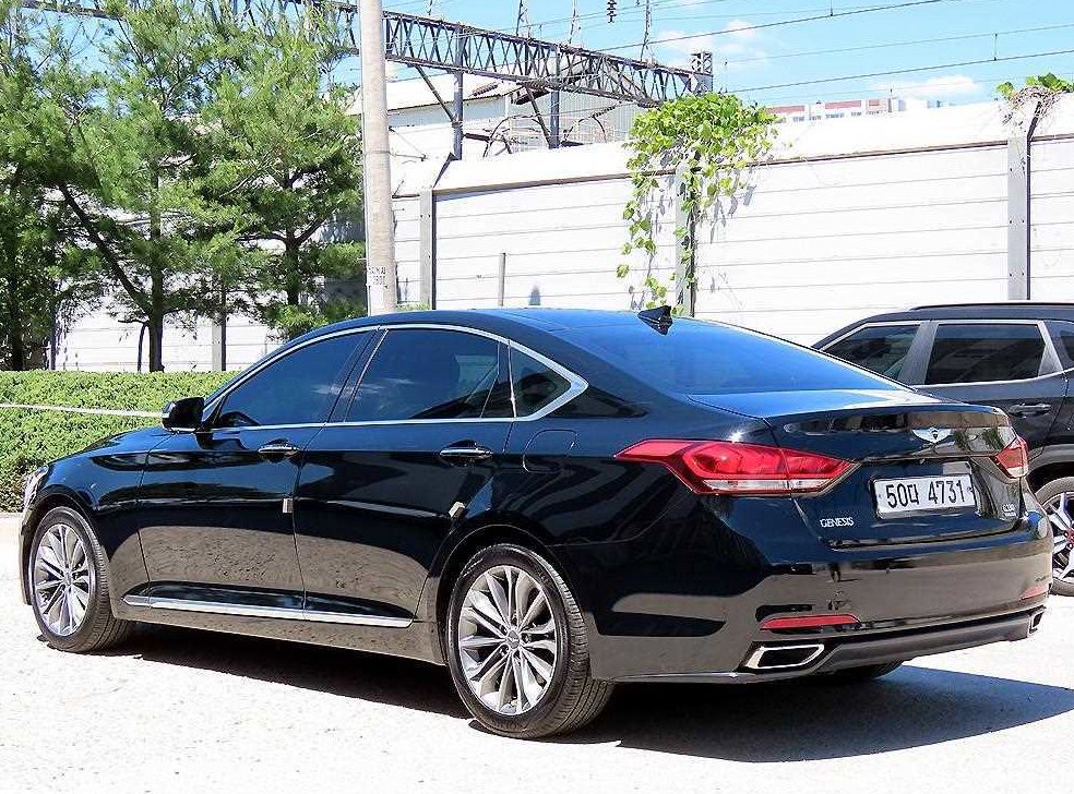 현대 제네시스 G330 프리미엄 AWD 사진 3
