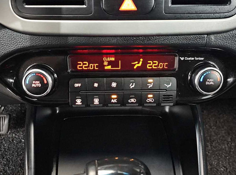 기아 카렌스 1.7 VGT 노블레스 사진 10